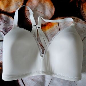 Aerie Ivory Lace Trim Bra